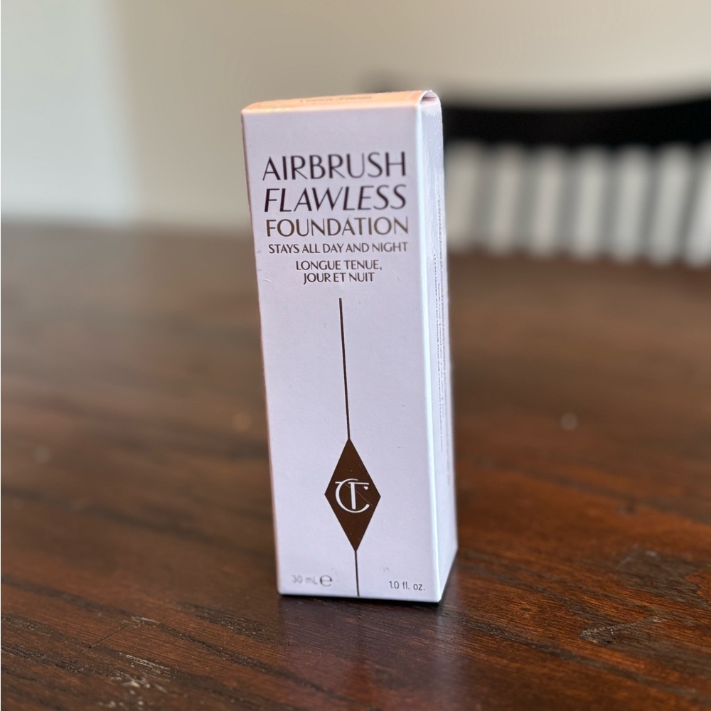 Charlotte Tilbury Airbrush Flawless Cream Foundation